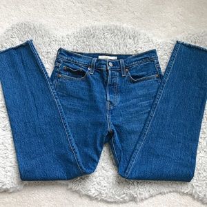 [LIKE NEW] Levi Wedgie Fit 100% Cotton Blue Jeans